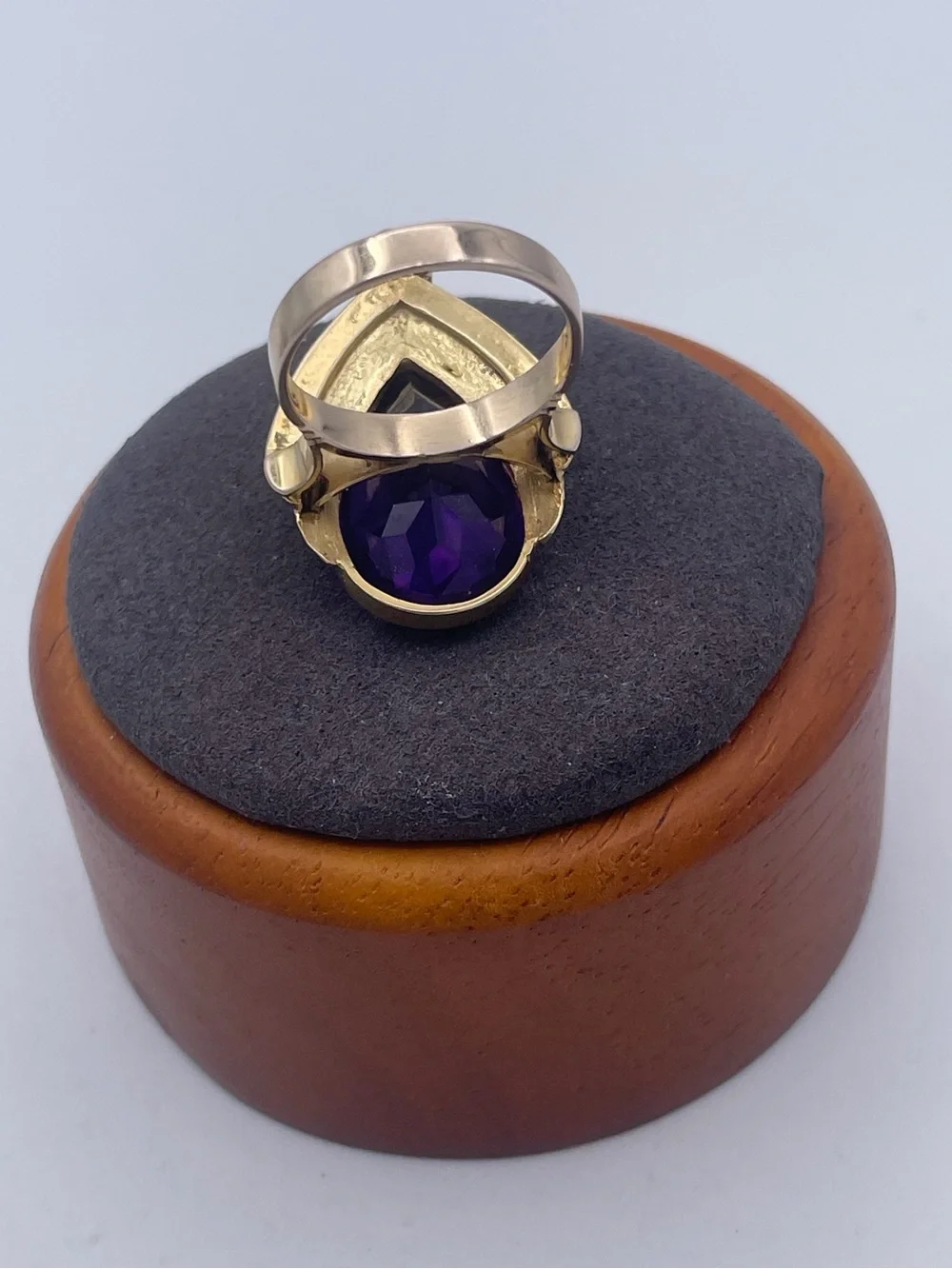Mid-Century 14K Gold Pear Shaped Amethyst White Sapphire Accent Ring Vintage